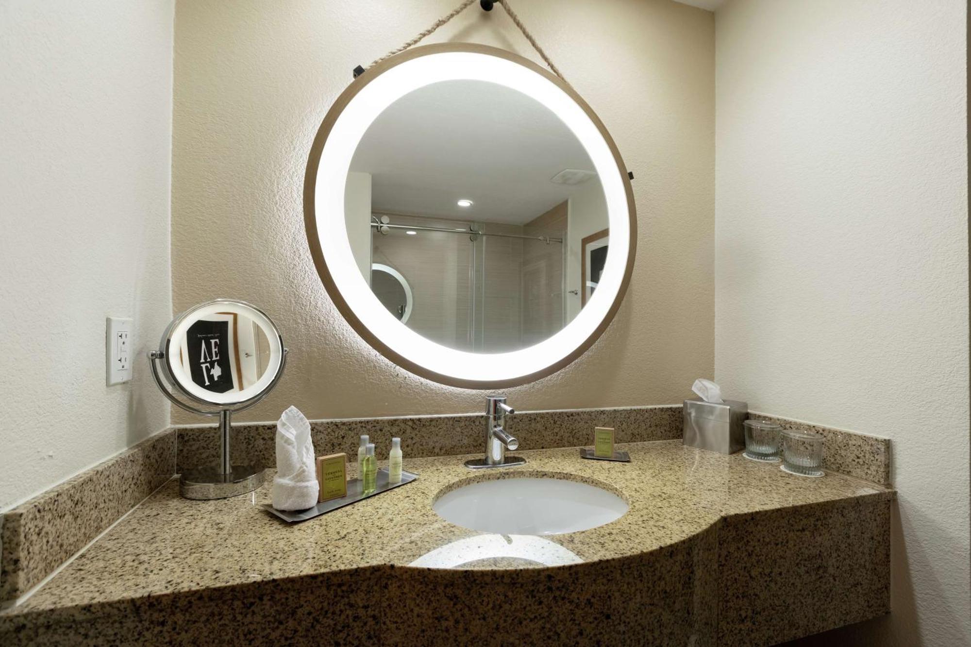 Hotel Doubletree By Hilton